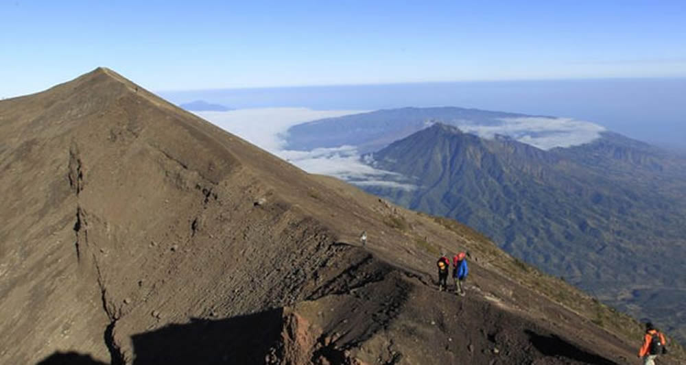 trekking bali